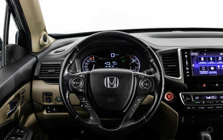 Honda Pilot III рестайлинг, 2018 год, 3 099 000 рублей, 12 фотография