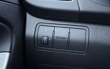 Hyundai Solaris II рестайлинг, 2015 год, 999 000 рублей, 14 фотография