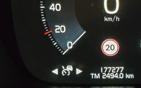 Volvo XC90 II рестайлинг, 2016 год, 3 900 000 рублей, 8 фотография