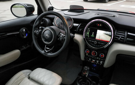 MINI Hatch, 2019 год, 2 890 000 рублей, 10 фотография