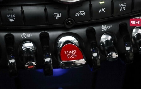 MINI Hatch, 2019 год, 2 890 000 рублей, 26 фотография