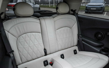 MINI Hatch, 2019 год, 2 890 000 рублей, 34 фотография