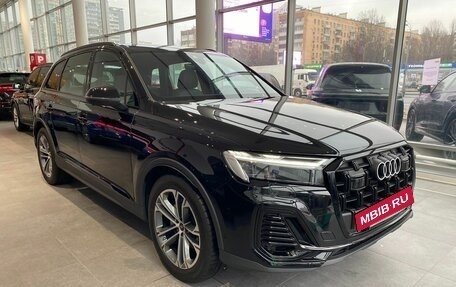 Audi Q7, 2024 год, 10 000 000 рублей, 4 фотография