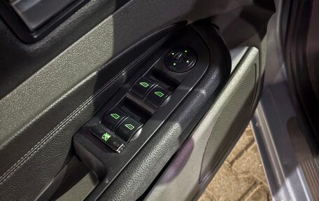 Ford Focus II рестайлинг, 2005 год, 400 000 рублей, 14 фотография