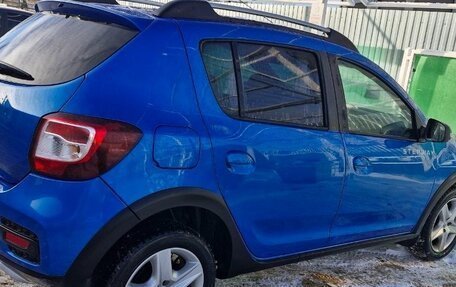 Renault Sandero II рестайлинг, 2014 год, 680 000 рублей, 10 фотография