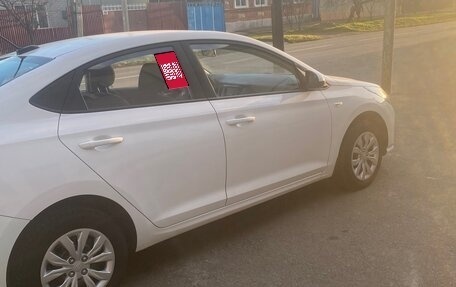 Hyundai Solaris II рестайлинг, 2021 год, 1 290 000 рублей, 3 фотография