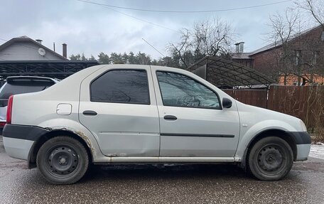 Renault Logan I, 2005 год, 200 000 рублей, 3 фотография