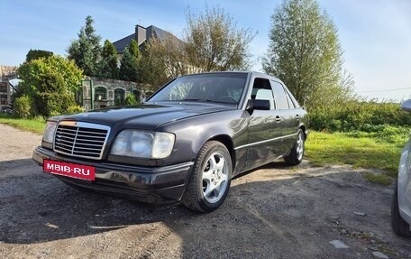 Mercedes-Benz E-Класс, 1995 год, 420 000 рублей, 6 фотография