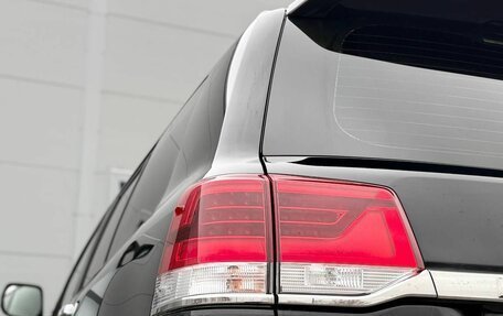 Toyota Land Cruiser 200, 2019 год, 6 190 000 рублей, 16 фотография