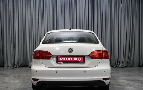 Volkswagen Jetta VI, 2013 год, 1 099 000 рублей, 4 фотография