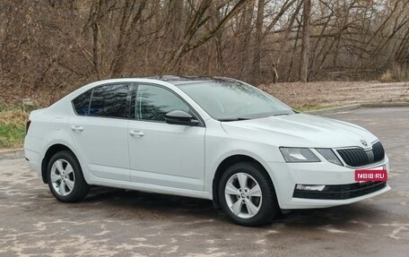 Skoda Octavia, 2018 год, 1 275 000 рублей, 9 фотография