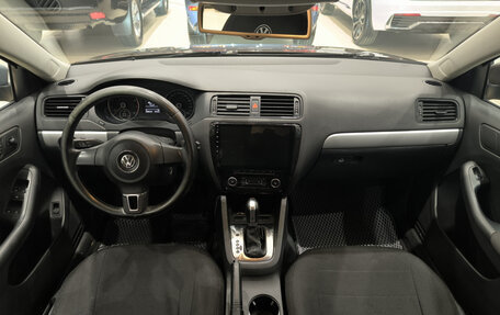 Volkswagen Jetta VI, 2012 год, 1 050 000 рублей, 17 фотография