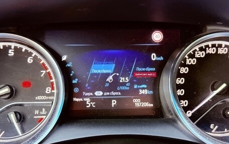 Toyota Camry, 2019 год, 2 200 000 рублей, 18 фотография