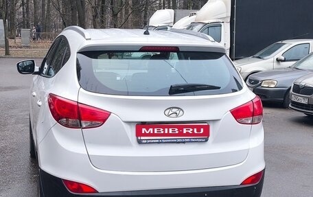 Hyundai ix35 I рестайлинг, 2011 год, 990 000 рублей, 4 фотография