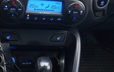 Hyundai ix35 I рестайлинг, 2011 год, 990 000 рублей, 14 фотография