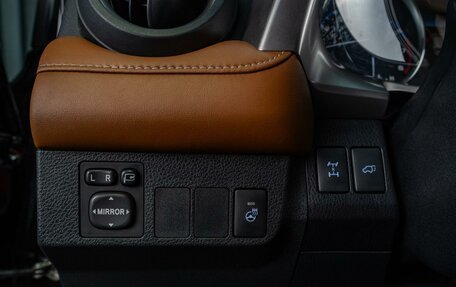 Toyota RAV4, 2017 год, 2 649 000 рублей, 14 фотография