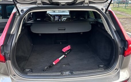 Volvo V60 II, 2018 год, 2 200 000 рублей, 15 фотография