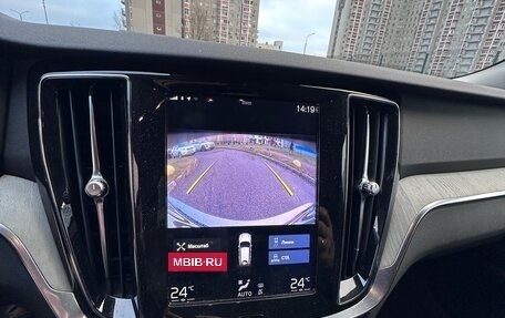 Volvo V60 II, 2018 год, 2 200 000 рублей, 19 фотография