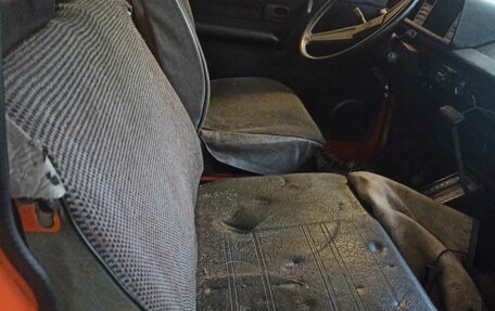 Volkswagen Caravelle T3, 1987 год, 180 000 рублей, 8 фотография