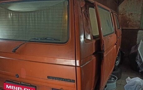 Volkswagen Caravelle T3, 1987 год, 180 000 рублей, 4 фотография