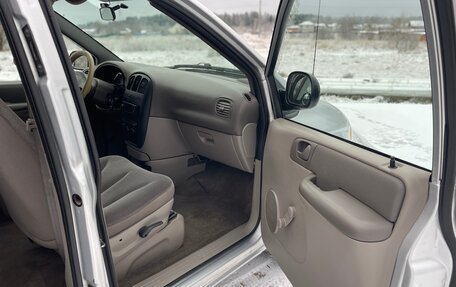 Dodge Caravan IV, 2001 год, 375 000 рублей, 17 фотография