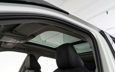 Toyota Highlander, 2025 год, 6 187 077 рублей, 14 фотография