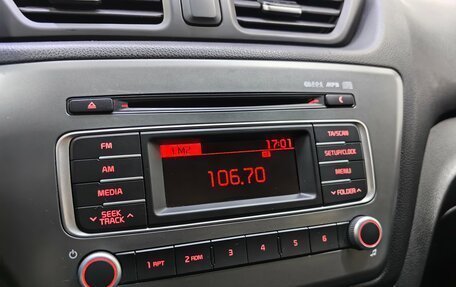 KIA Rio III рестайлинг, 2015 год, 864 000 рублей, 14 фотография