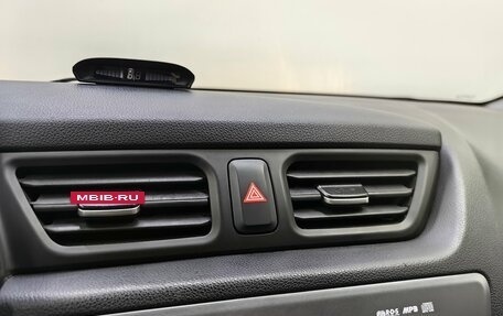 KIA Rio III рестайлинг, 2015 год, 864 000 рублей, 13 фотография