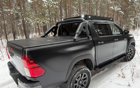 Toyota Hilux VIII, 2021 год, 4 390 000 рублей, 5 фотография