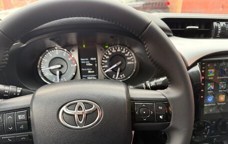 Toyota Hilux VIII, 2021 год, 4 390 000 рублей, 11 фотография