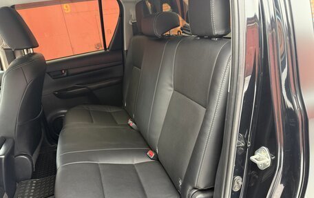 Toyota Hilux VIII, 2021 год, 4 390 000 рублей, 24 фотография