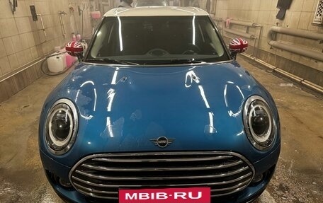 MINI Clubman, 2021 год, 2 750 000 рублей, 2 фотография