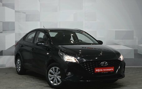 Hyundai Solaris II рестайлинг, 2021 год, 1 695 000 рублей, 3 фотография