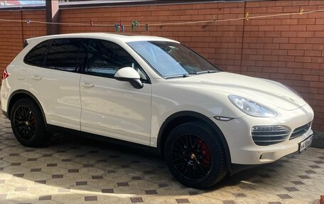 Porsche Cayenne III, 2011 год, 1 830 000 рублей, 2 фотография