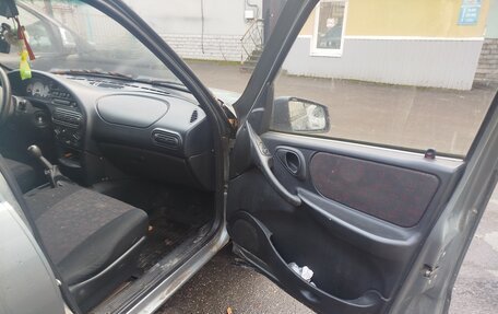 Chevrolet Niva I рестайлинг, 2006 год, 250 000 рублей, 11 фотография