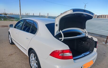 Skoda Superb III рестайлинг, 2012 год, 1 000 000 рублей, 2 фотография