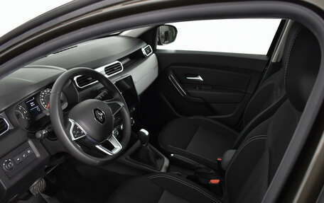 Renault Duster, 2022 год, 2 300 000 рублей, 9 фотография