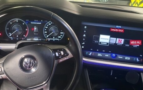 Volkswagen Touareg III, 2019 год, 5 950 000 рублей, 12 фотография