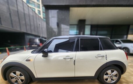 MINI Hatch, 2021 год, 1 826 000 рублей, 3 фотография