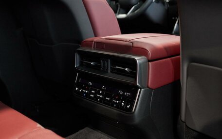 Lexus LX, 2025 год, 20 600 000 рублей, 26 фотография