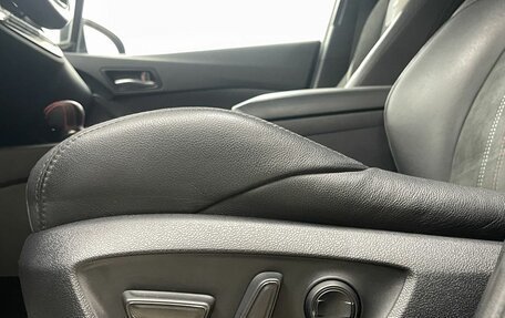 Toyota C-HR I рестайлинг, 2021 год, 3 100 000 рублей, 13 фотография