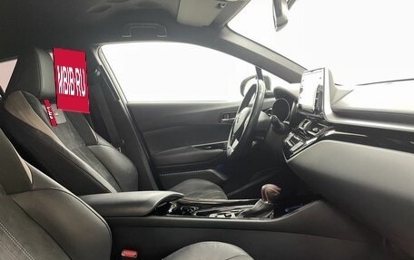 Toyota C-HR I рестайлинг, 2021 год, 3 100 000 рублей, 11 фотография