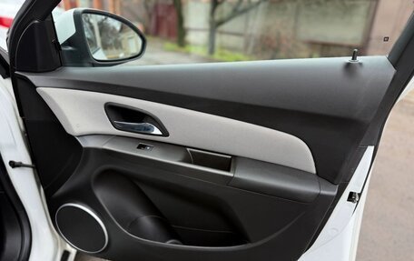 Chevrolet Cruze II, 2015 год, 870 000 рублей, 14 фотография