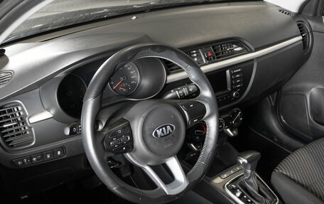 KIA Rio IV, 2019 год, 1 586 000 рублей, 5 фотография