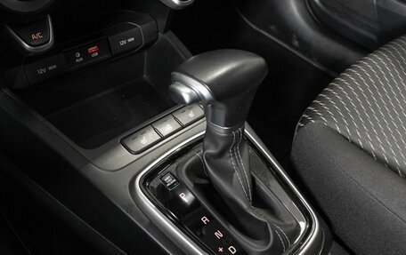 KIA Rio IV, 2019 год, 1 586 000 рублей, 6 фотография