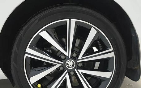 Skoda Superb III рестайлинг, 2022 год, 1 986 003 рублей, 17 фотография