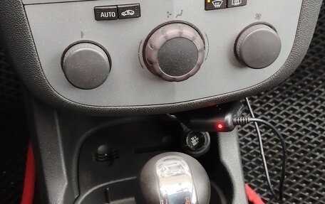 Opel Corsa D, 2010 год, 600 000 рублей, 18 фотография