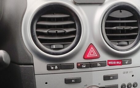 Opel Corsa D, 2010 год, 600 000 рублей, 23 фотография