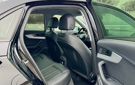 Audi A4, 2018 год, 2 649 000 рублей, 15 фотография