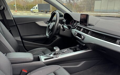 Audi A4, 2018 год, 2 649 000 рублей, 16 фотография